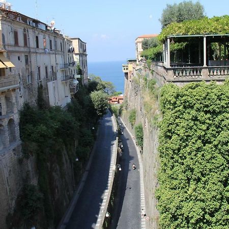 Ferienwohnung Casamia Sorrento Bb Exterior foto