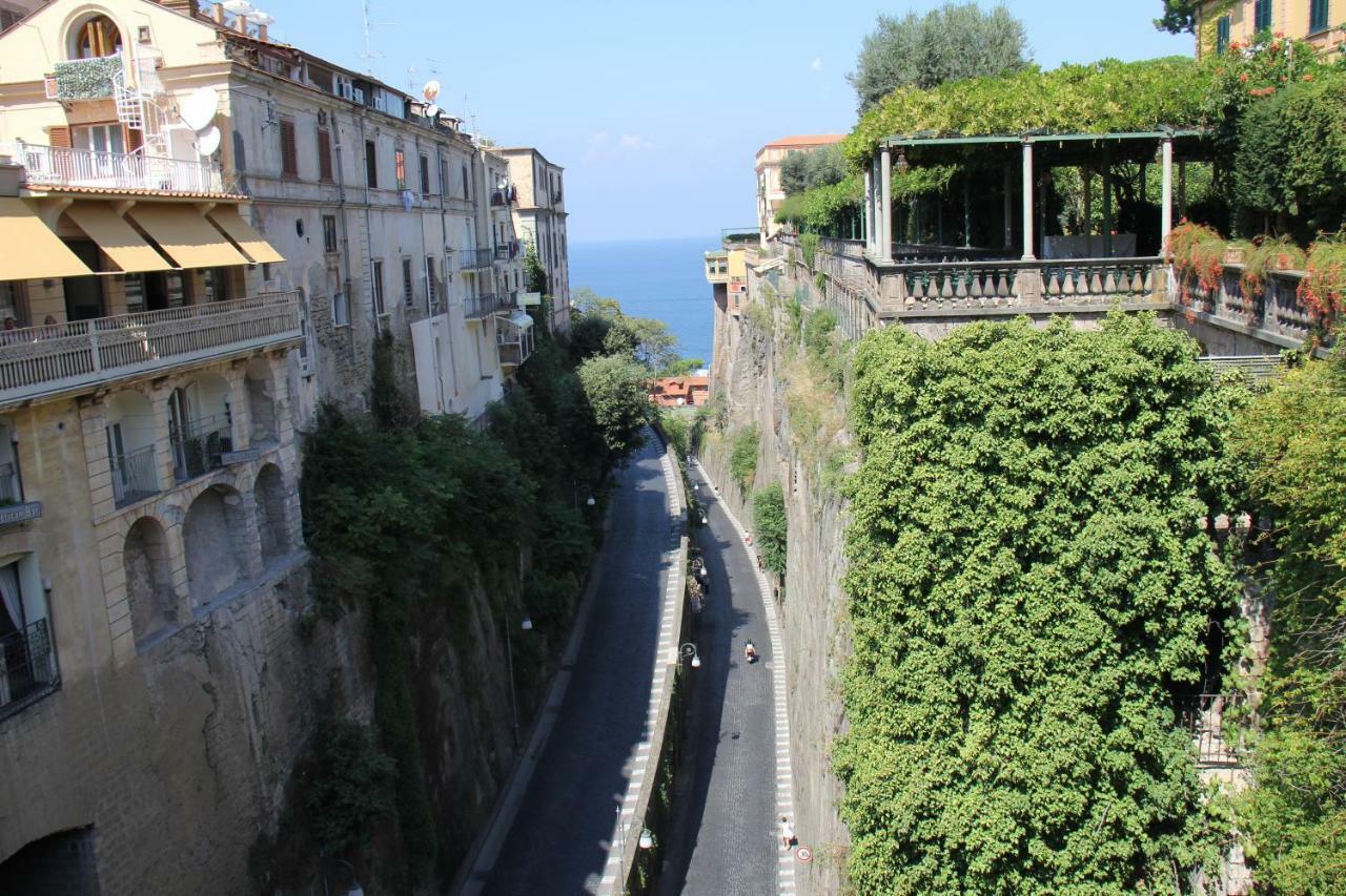 Ferienwohnung Casamia Sorrento Bb Exterior foto